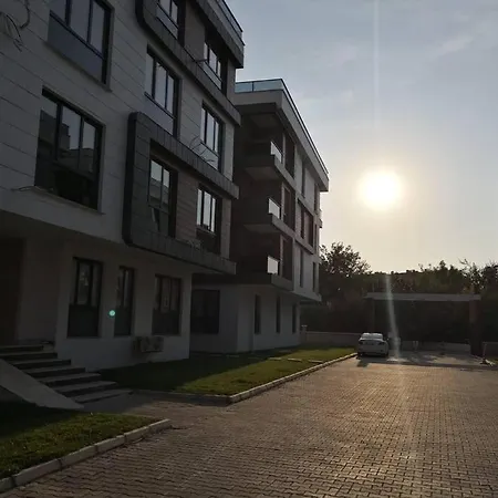 Spacious Flat 2min From The Beach!, Cinarcik/yalova