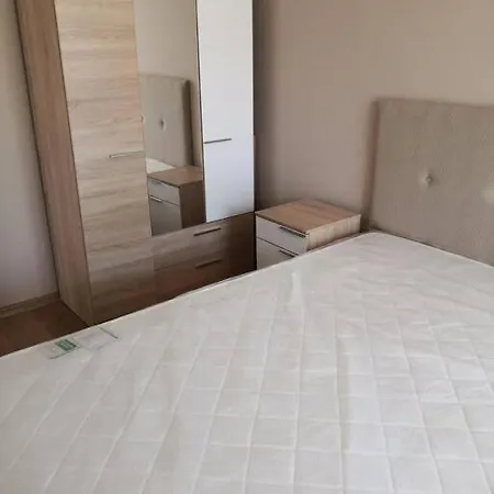 Spacious Flat 2min From The Beach!, Cinarcik/yalova شقة *