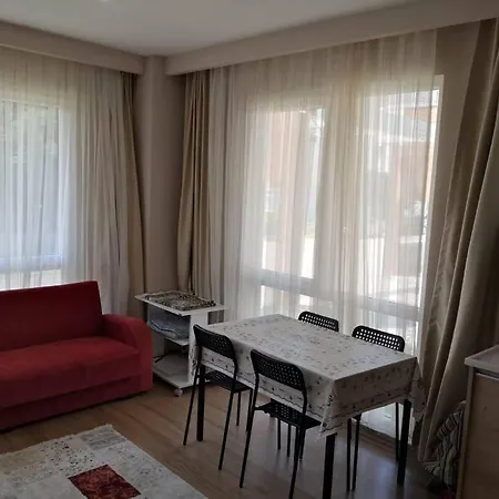 Spacious Flat 2min From The Beach!, Cinarcik/yalova * Çınarcık